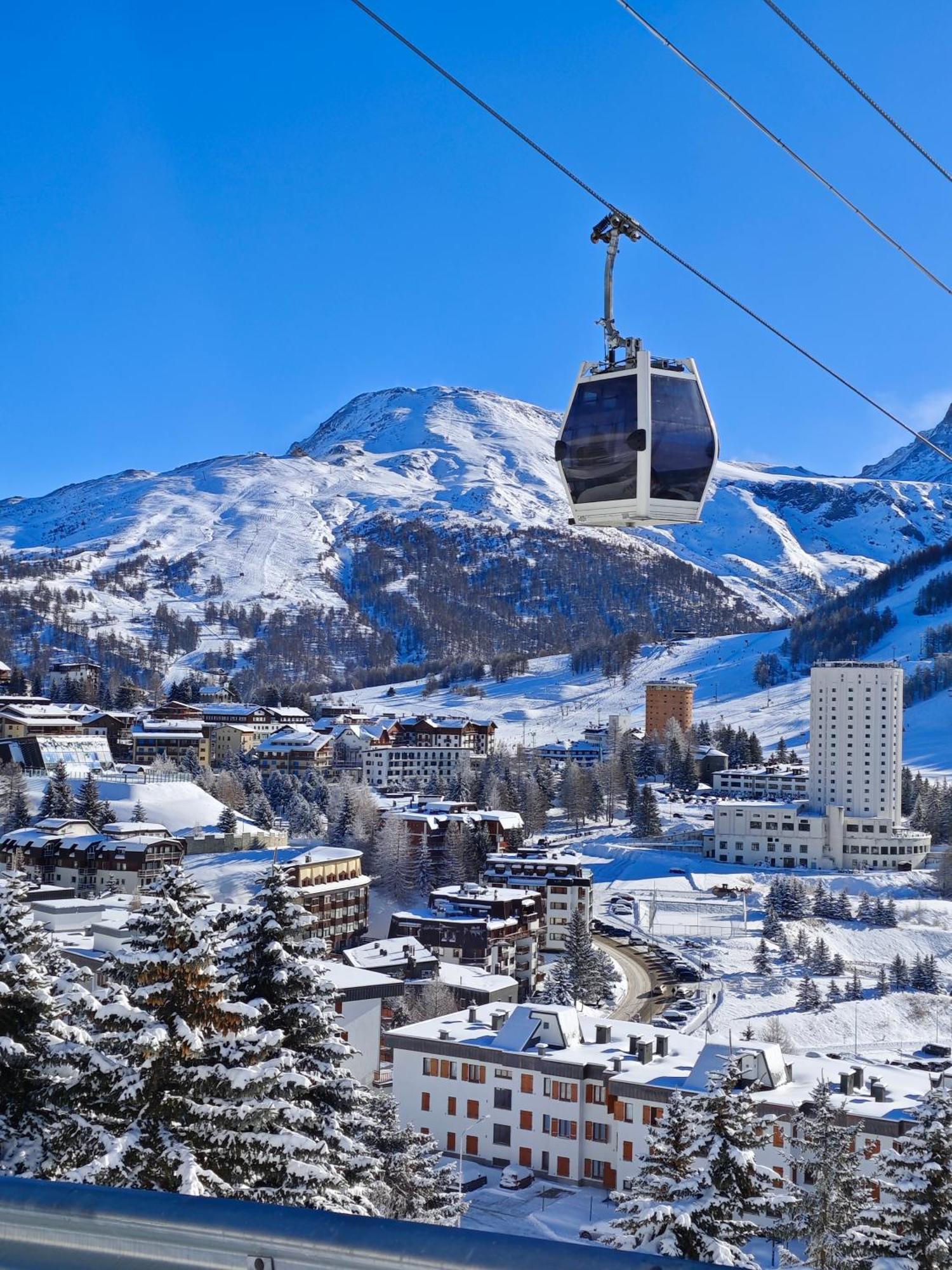 Resort Palace Sestriere 1 E 2 Eksteriør bilde
